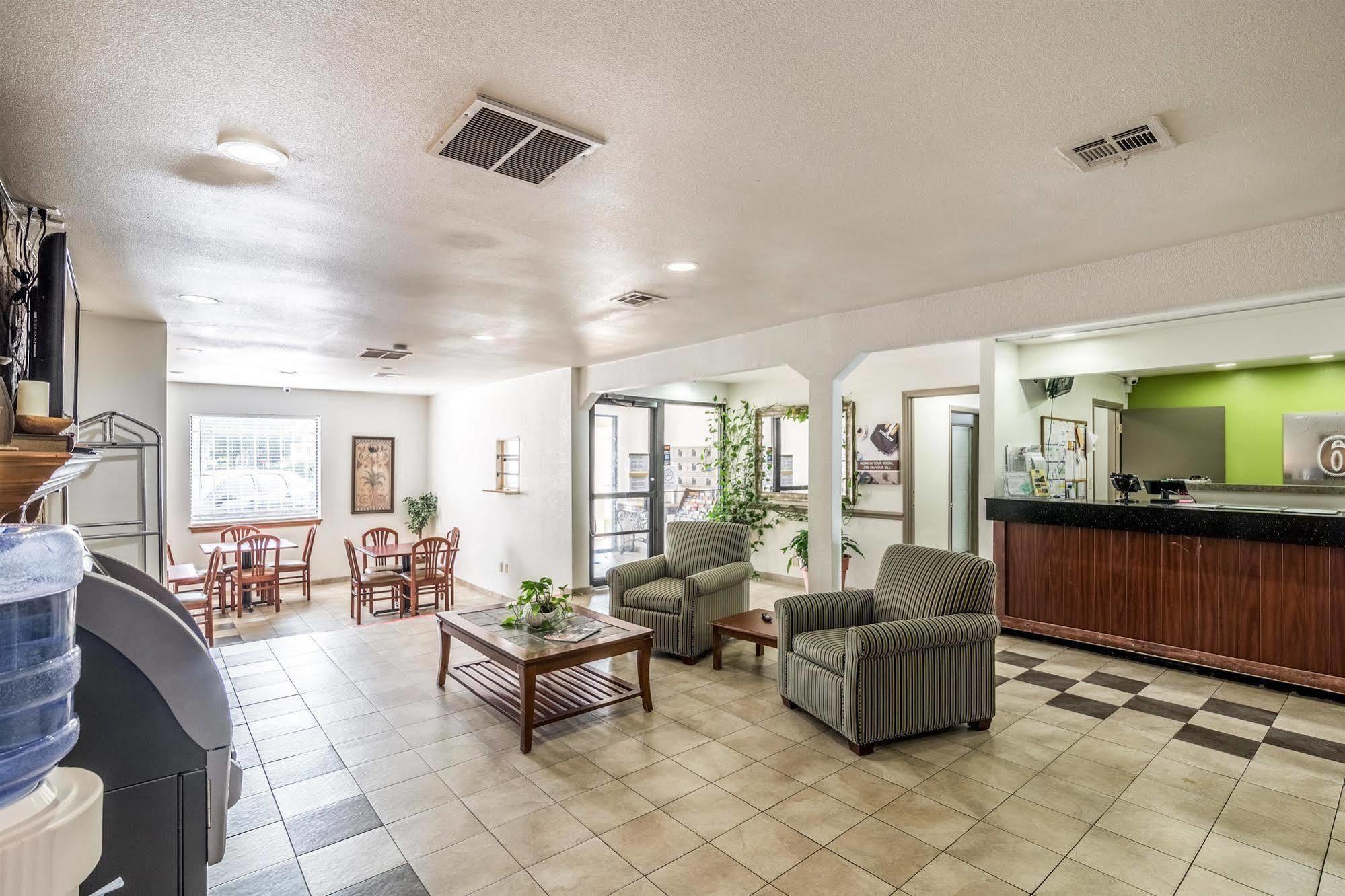 Studio 6-Tulsa, Ok Ngoại thất bức ảnh